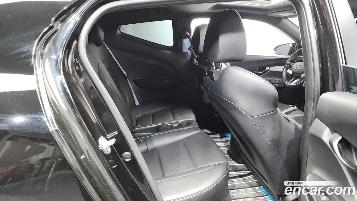 Hyundai Veloster 2019