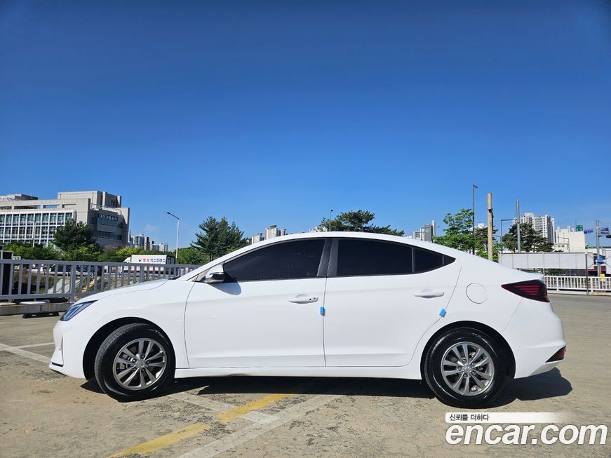 Hyundai AVANTE 2020