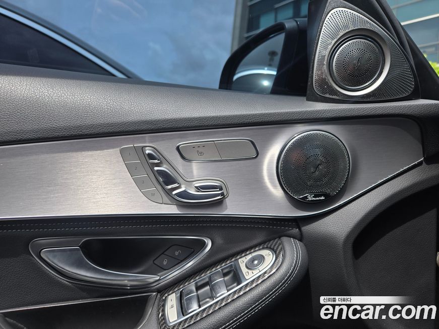 Mercedes-Benz C-Class 2016