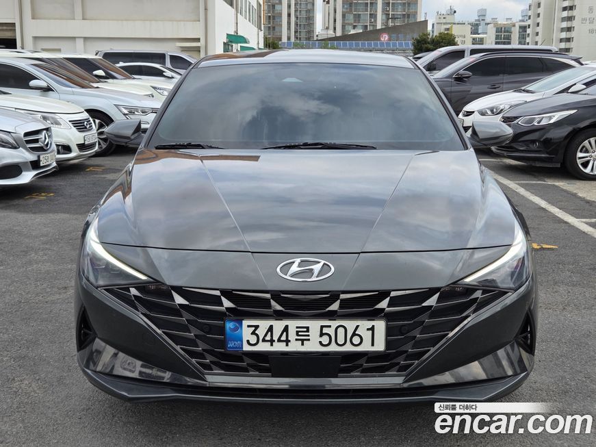 Hyundai AVANTE 2022