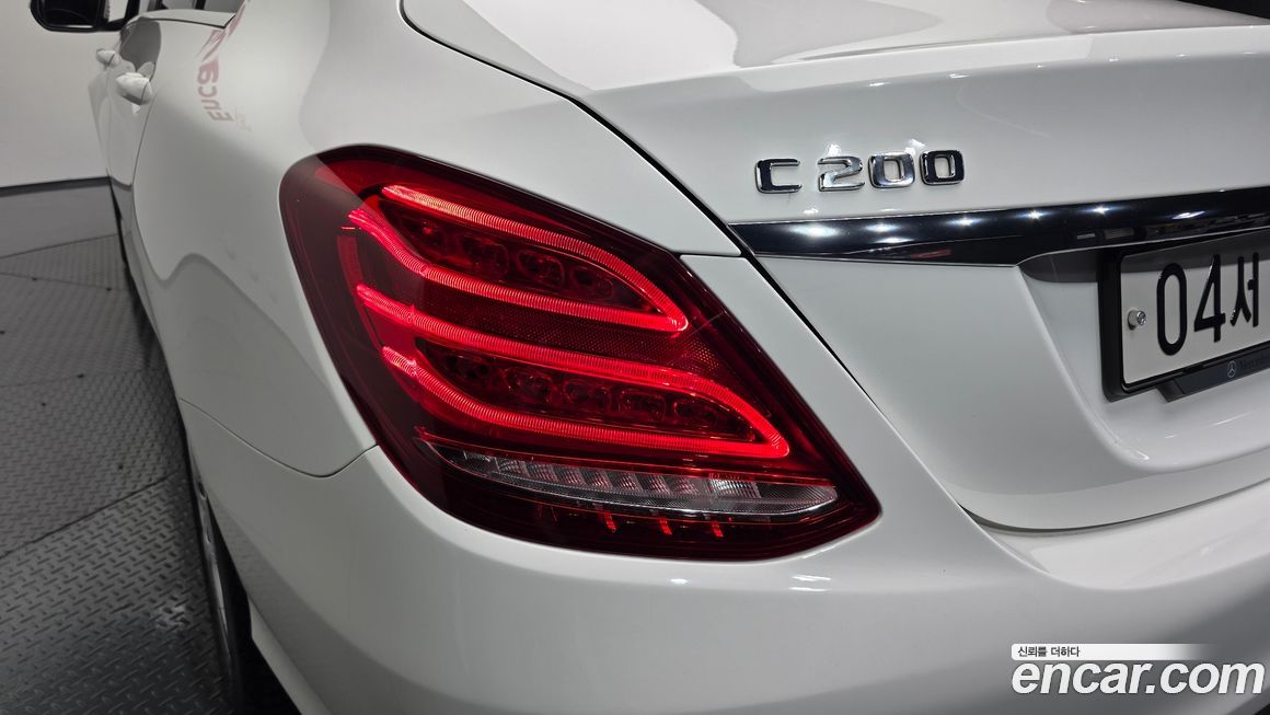 Mercedes-Benz C-Class 2017