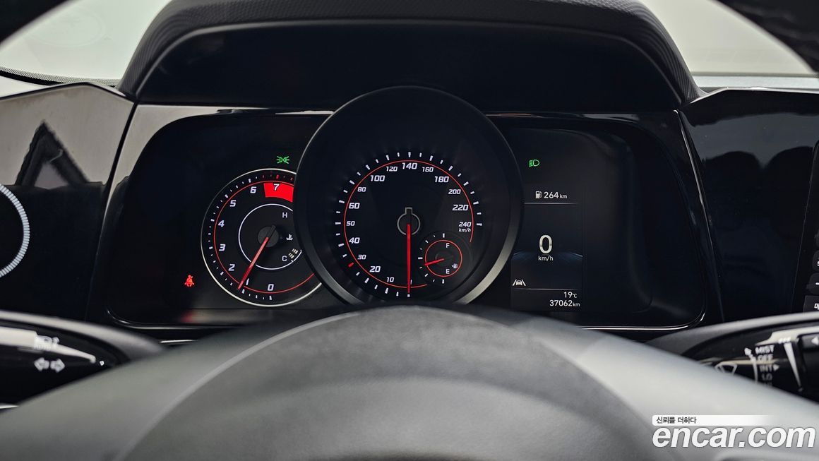 Hyundai AVANTE 2021