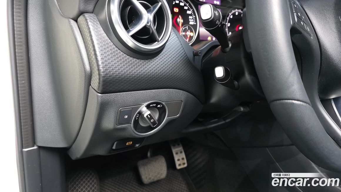 Mercedes-Benz A-Class 2018