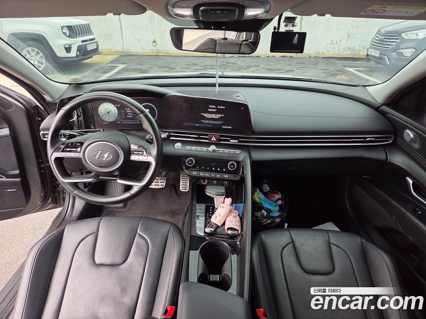 Hyundai AVANTE 2022