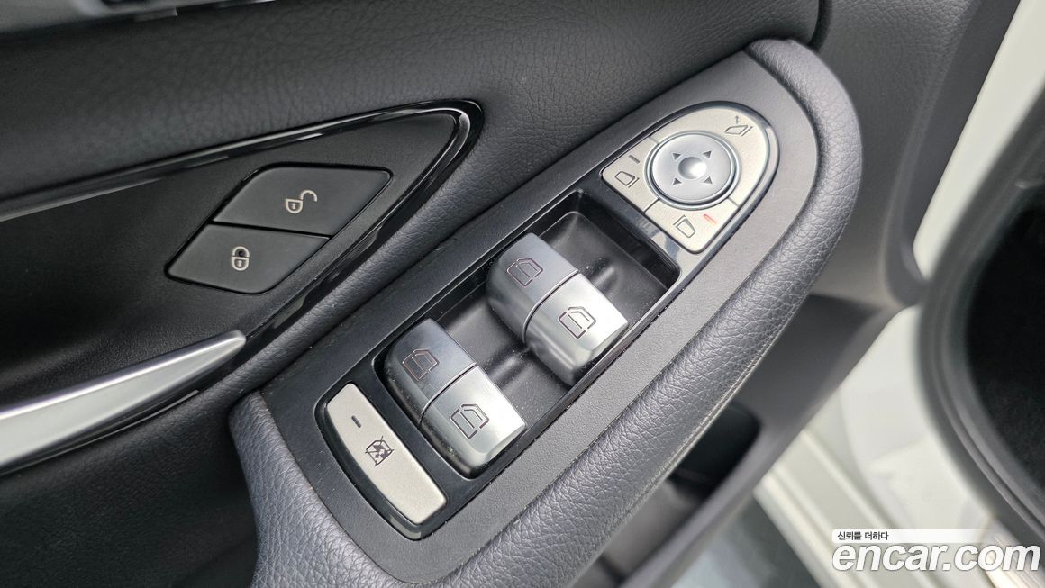 Mercedes-Benz C-Class 2017