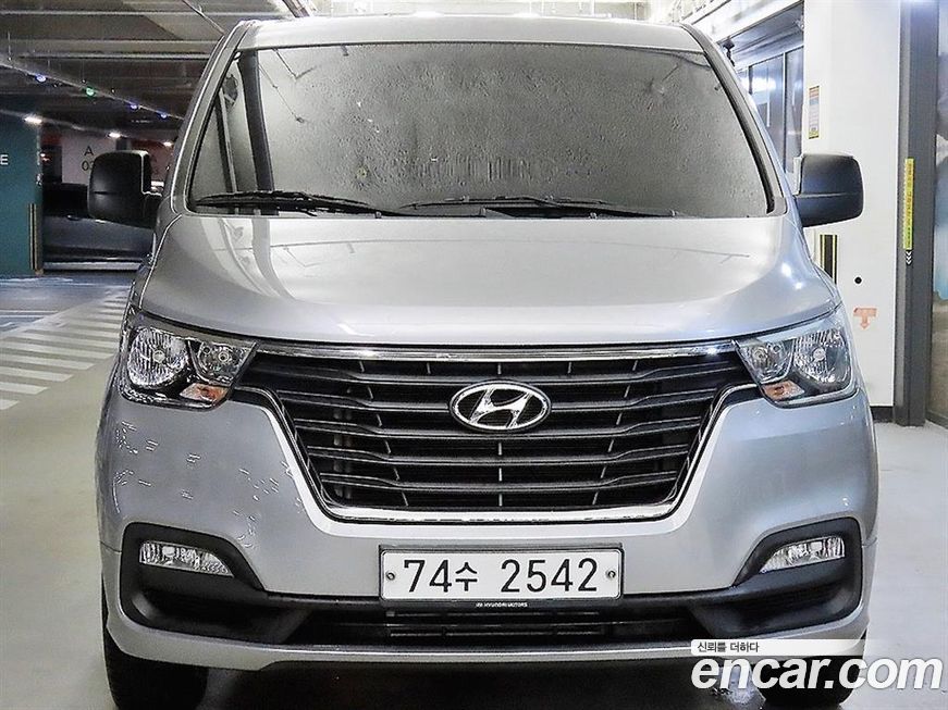 Hyundai Starex 2020