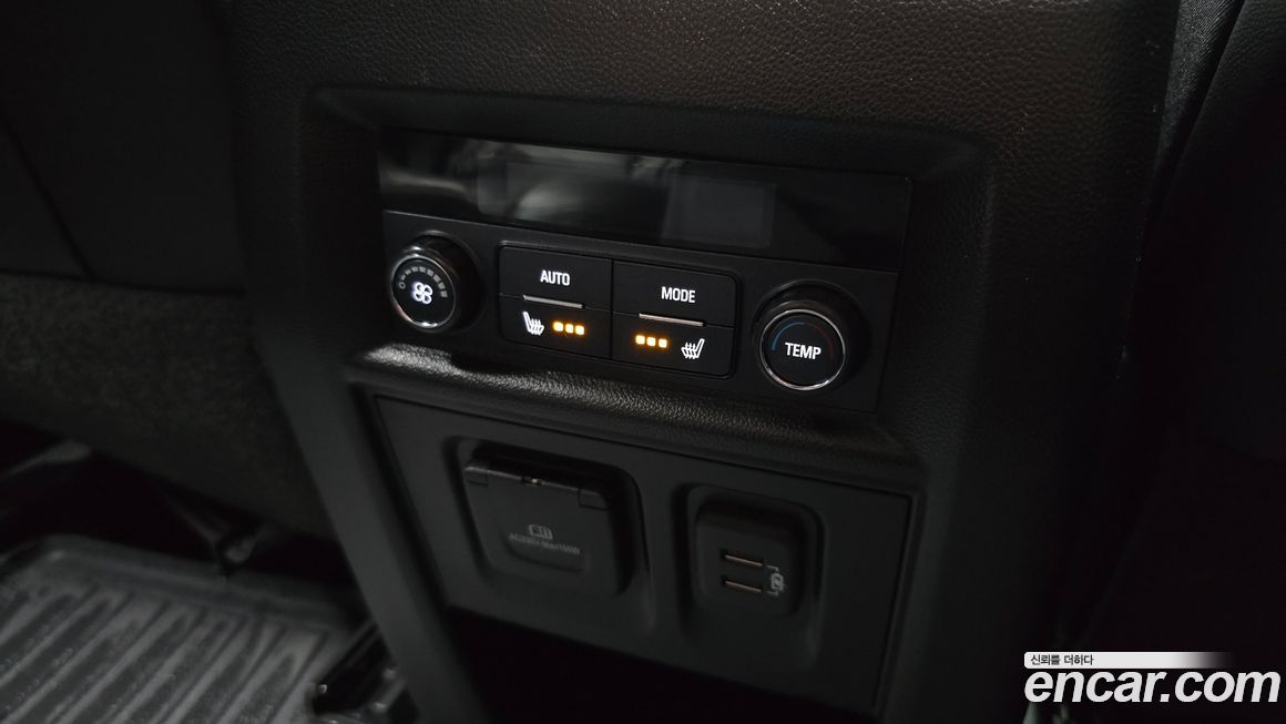ChevroletGMDaewoo Traverse 2021