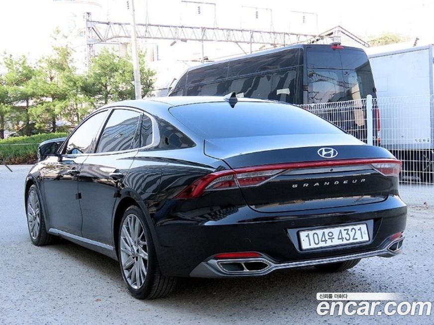 Hyundai Grandeur 2020