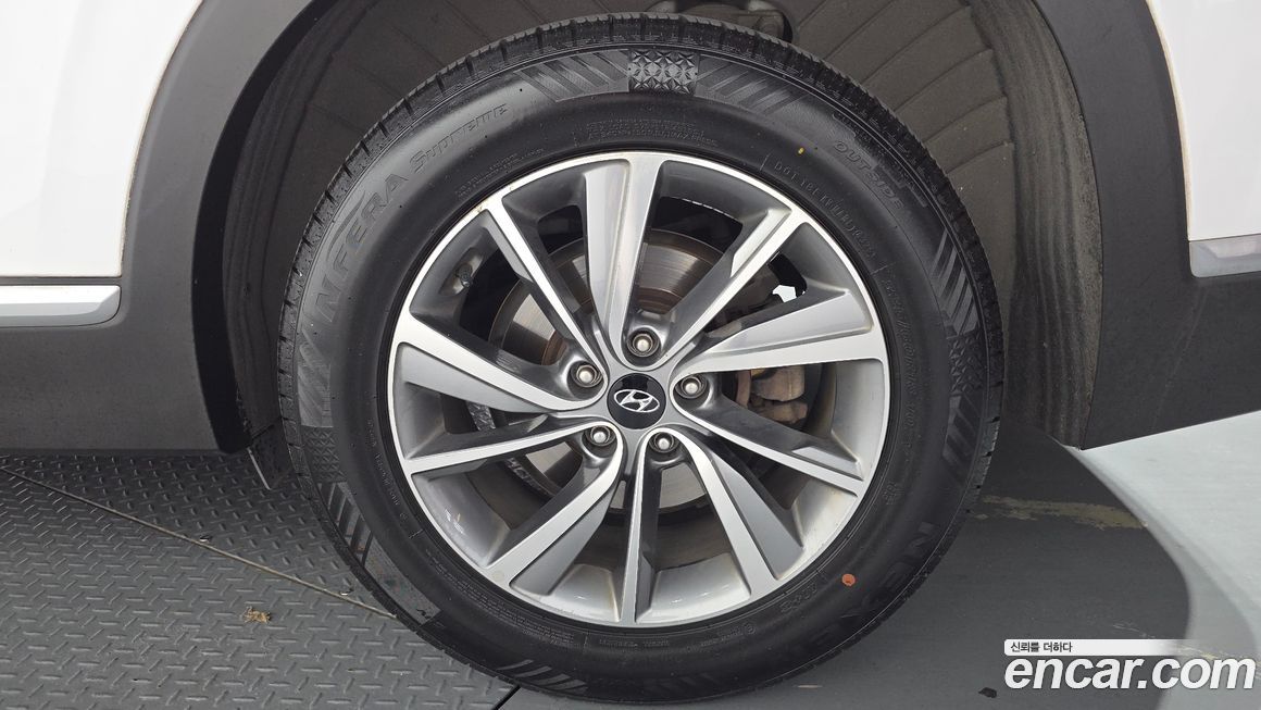 Hyundai Santafe 2020