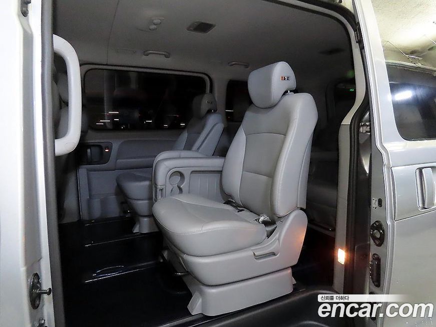 Hyundai Starex 2020