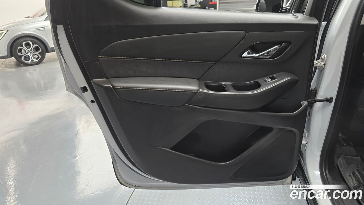 ChevroletGMDaewoo Traverse 2021