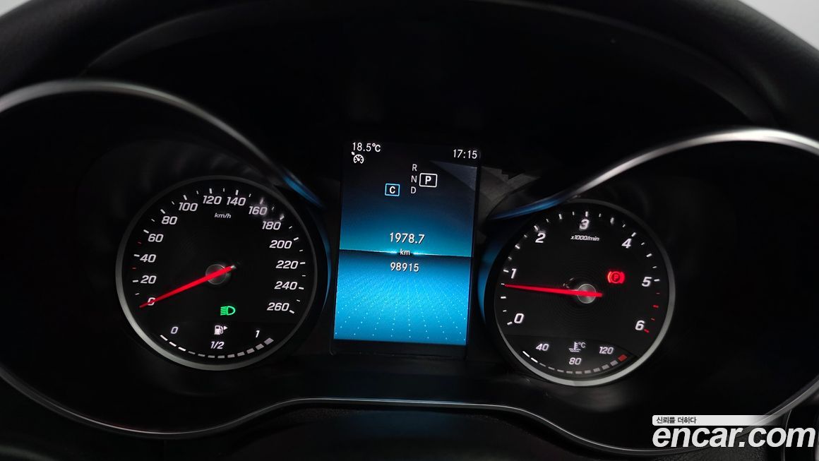 Mercedes-Benz C-Class 2019