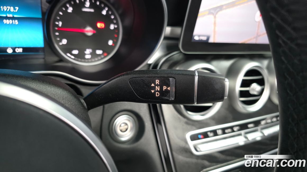 Mercedes-Benz C-Class 2019