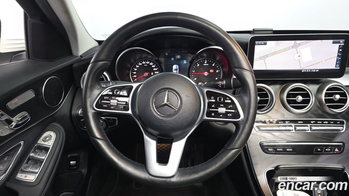 Mercedes-Benz C-Class 2019