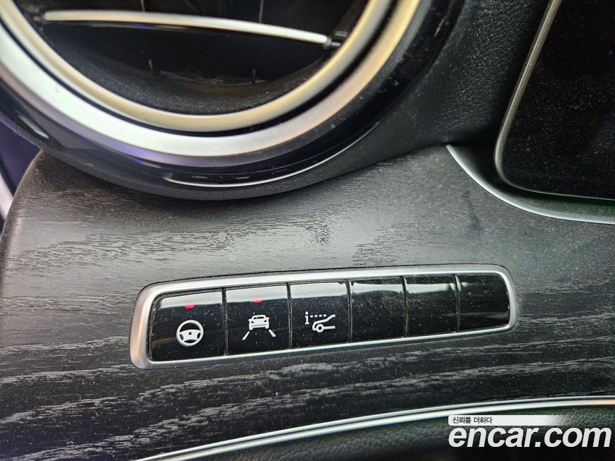 Mercedes-Benz E-Class 2017