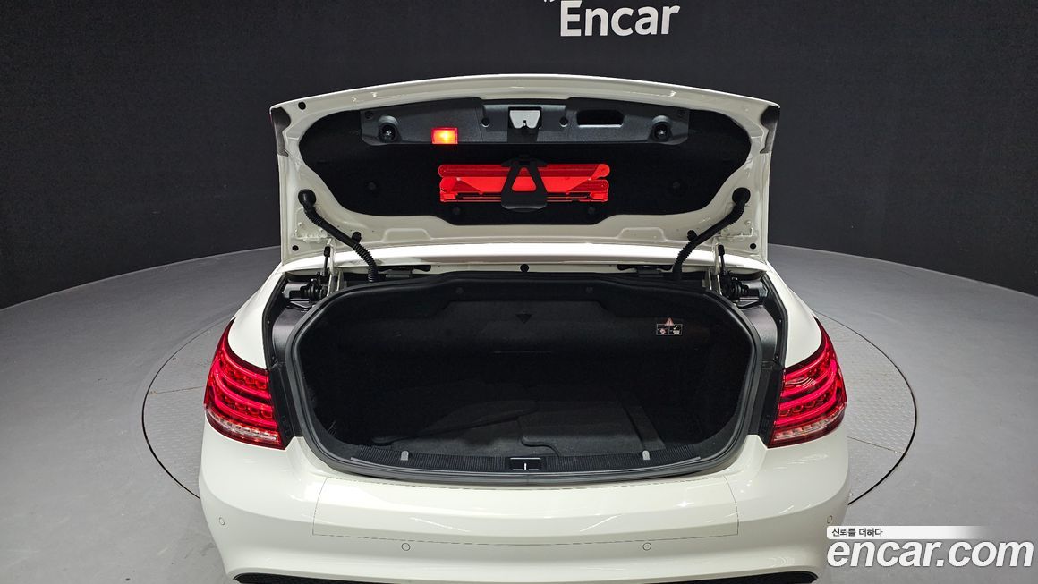 Mercedes-Benz E-Class 2016