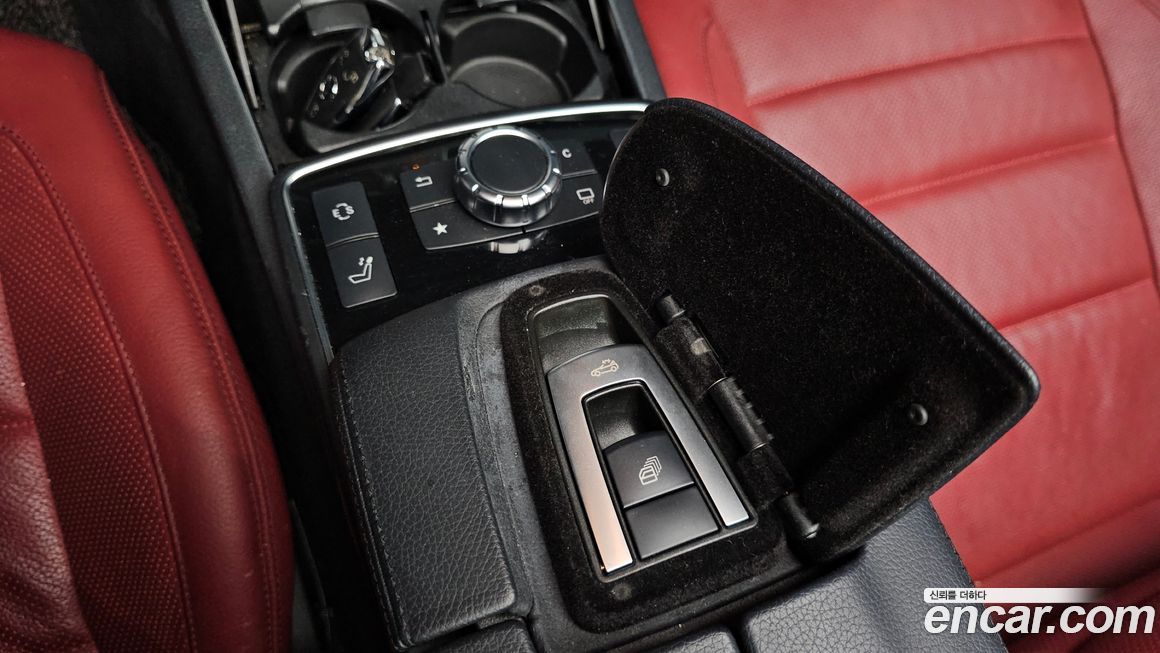 Mercedes-Benz E-Class 2016