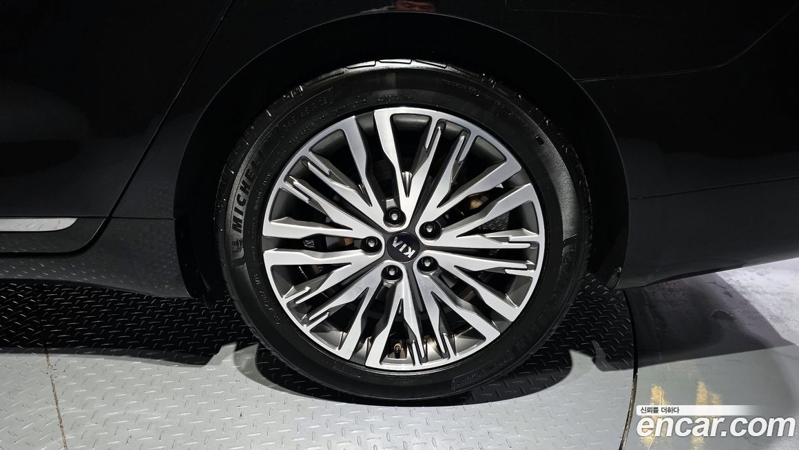 Kia K7 2020