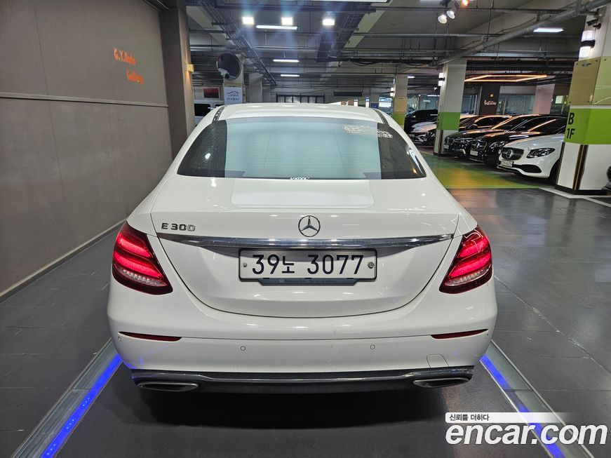 Mercedes-Benz E-Class 2017