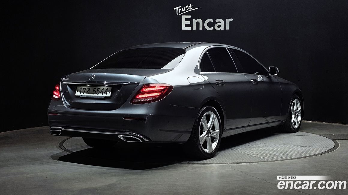 Mercedes-Benz E-Class 2017