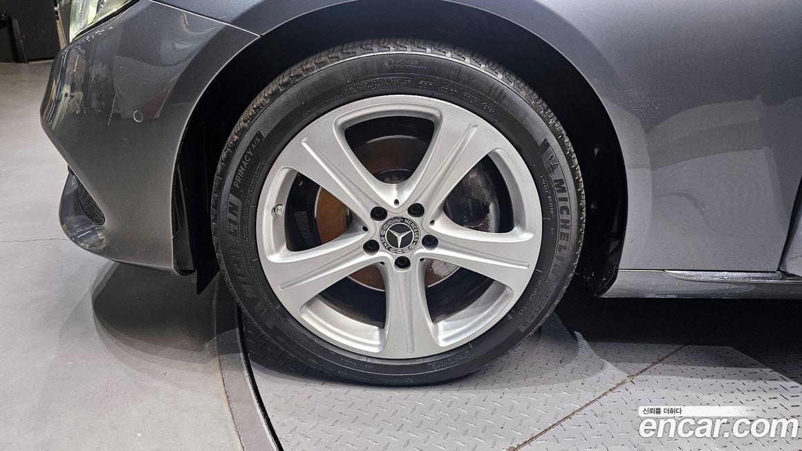 Mercedes-Benz E-Class 2017