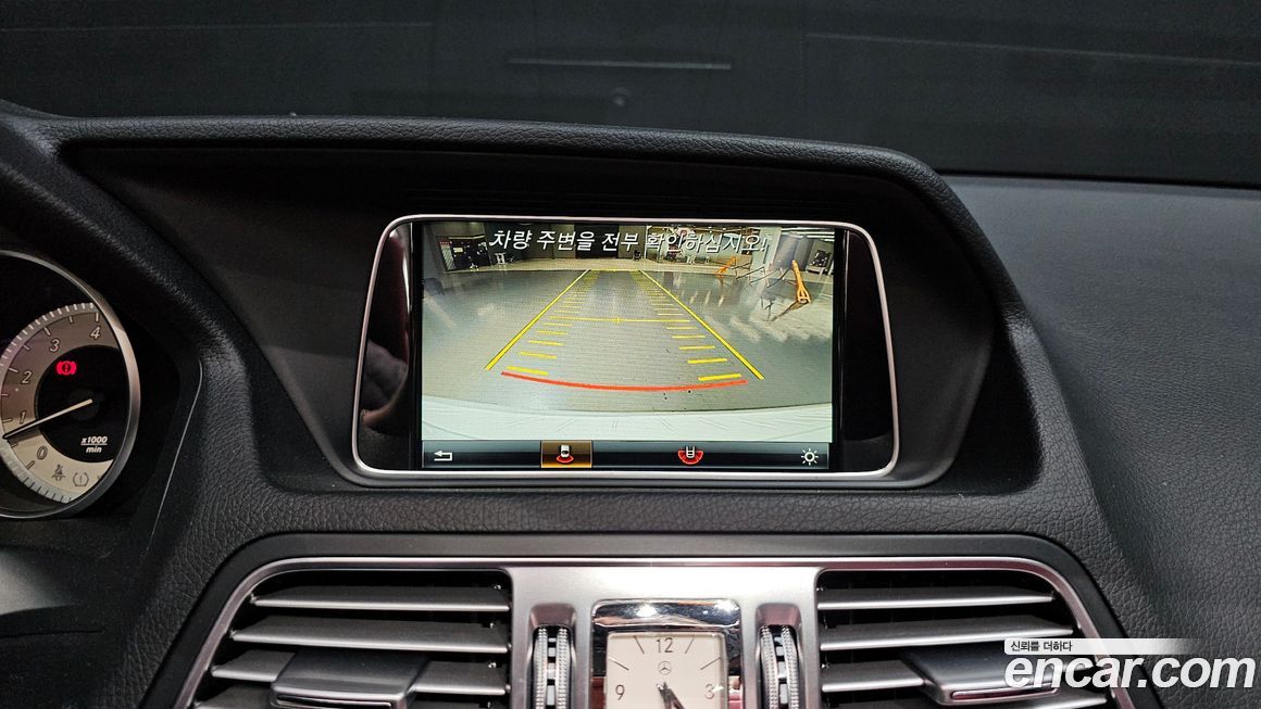 Mercedes-Benz E-Class 2016