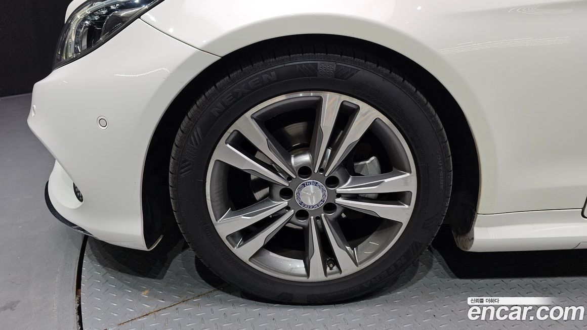 Mercedes-Benz E-Class 2016