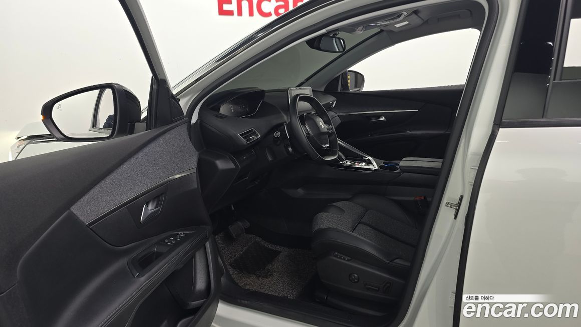 Peugeot 5008 2020