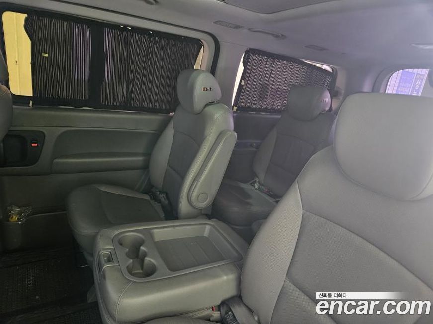 Hyundai Starex 2019
