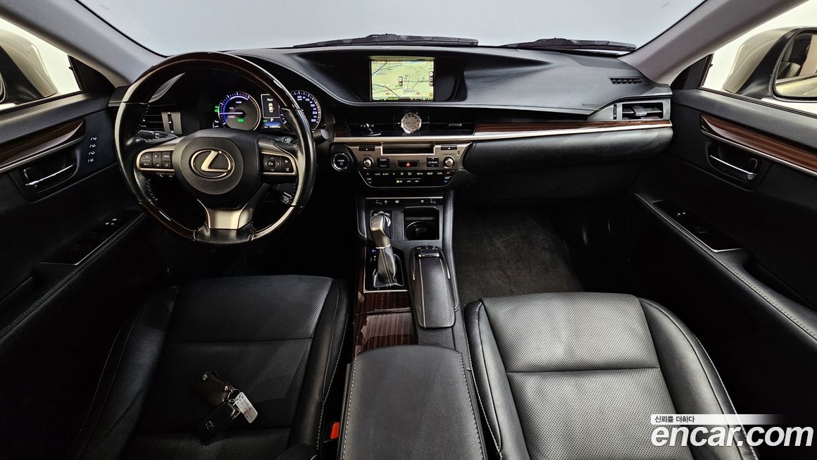 Lexus ES 2017