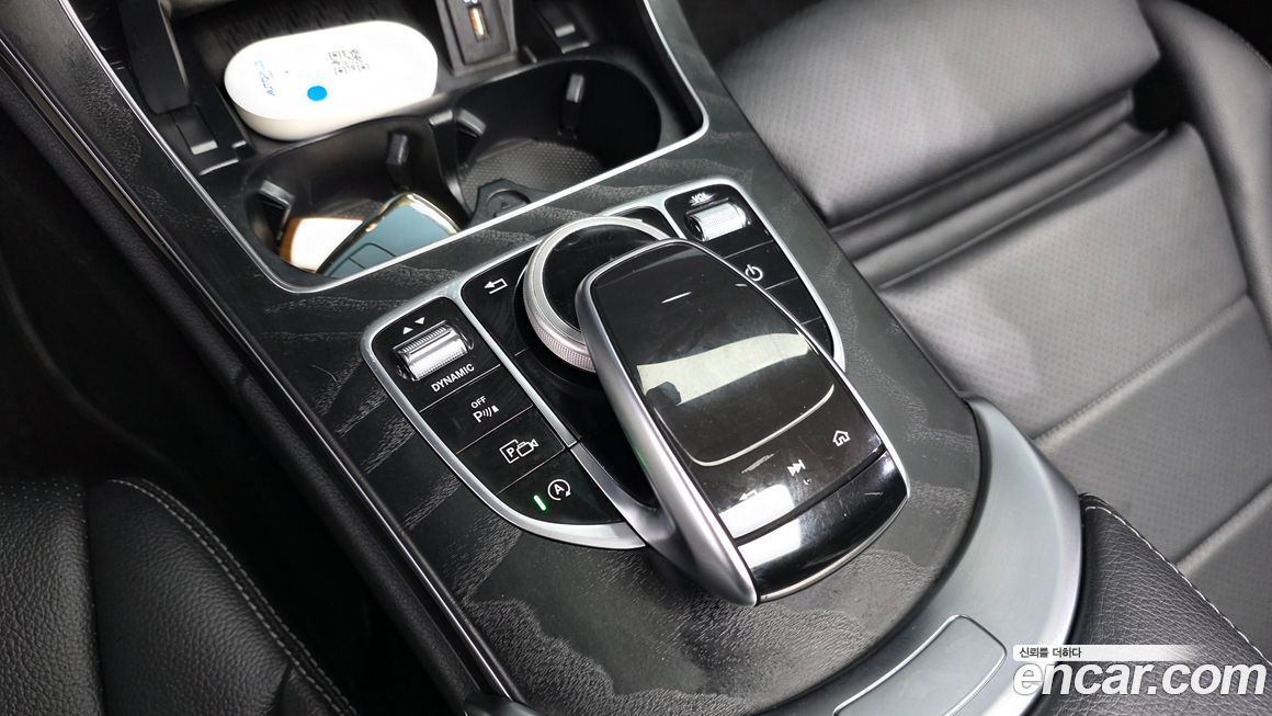 Mercedes-Benz C-Class 2019