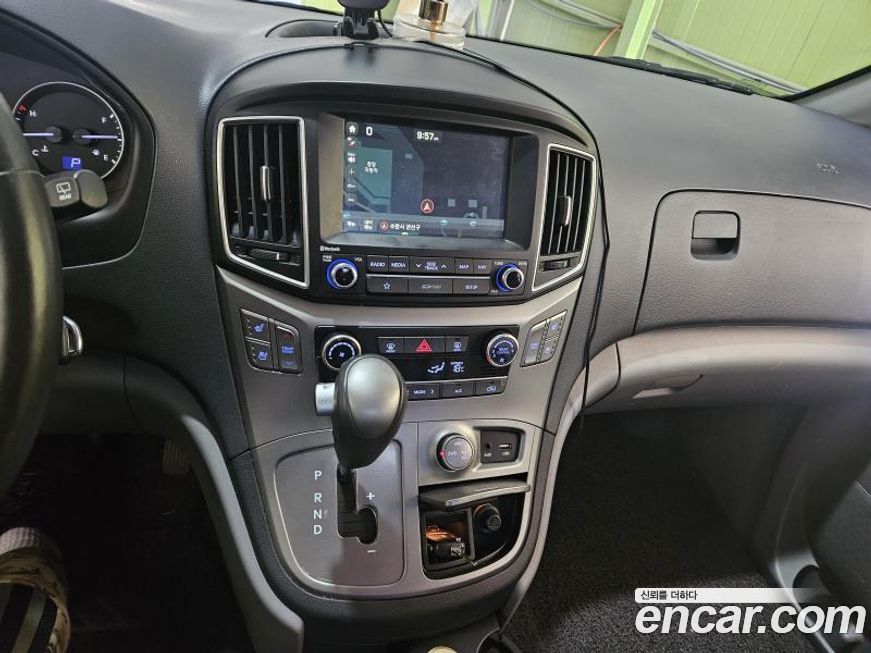 Hyundai Starex 2019