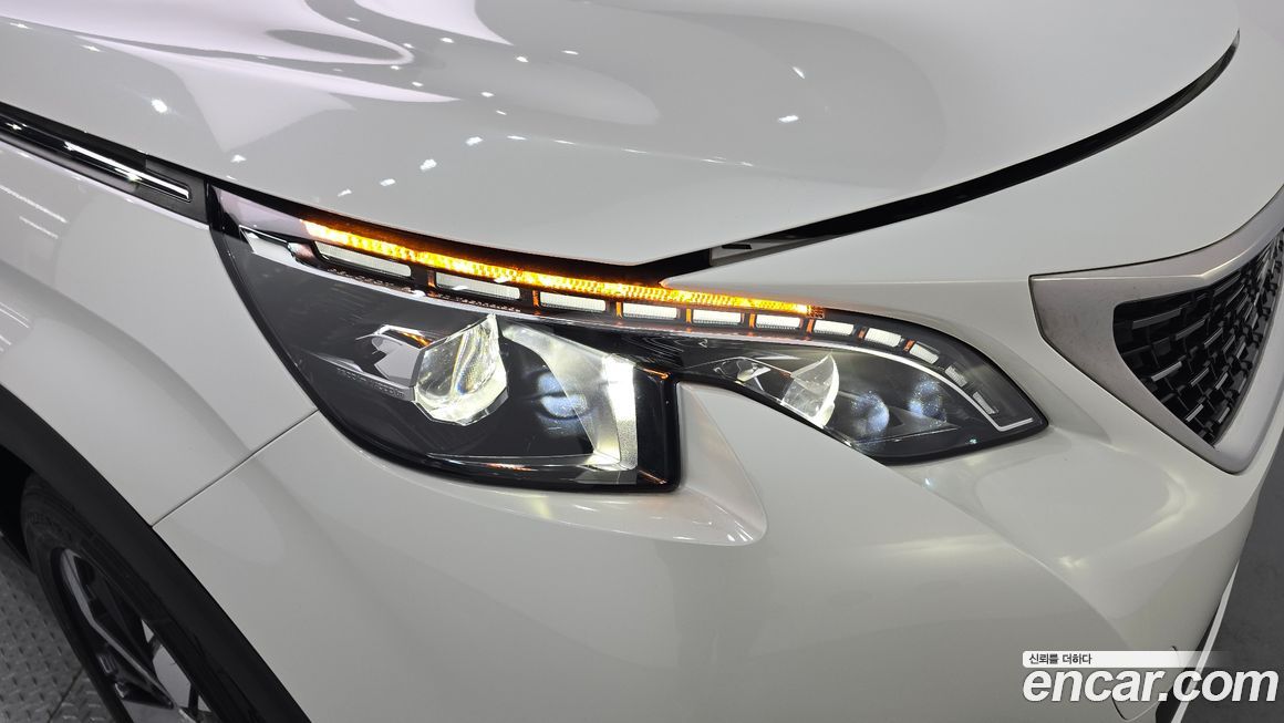 Peugeot 5008 2020