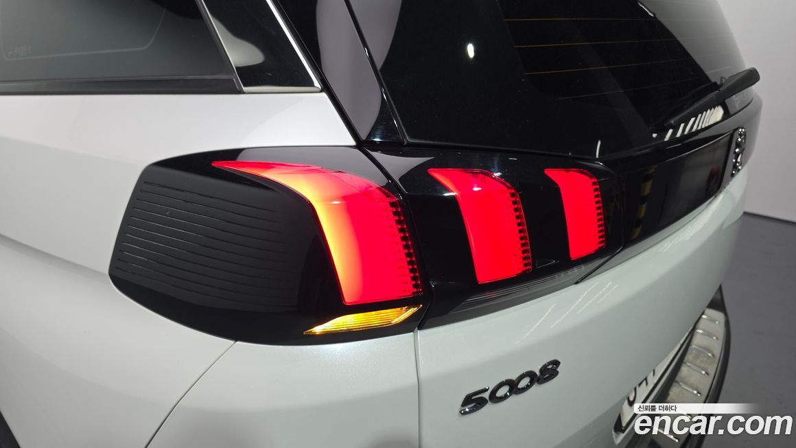 Peugeot 5008 2020