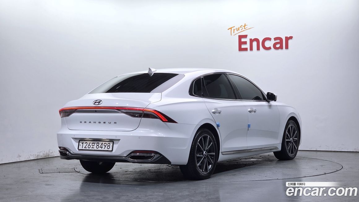 Hyundai Grandeur 2022