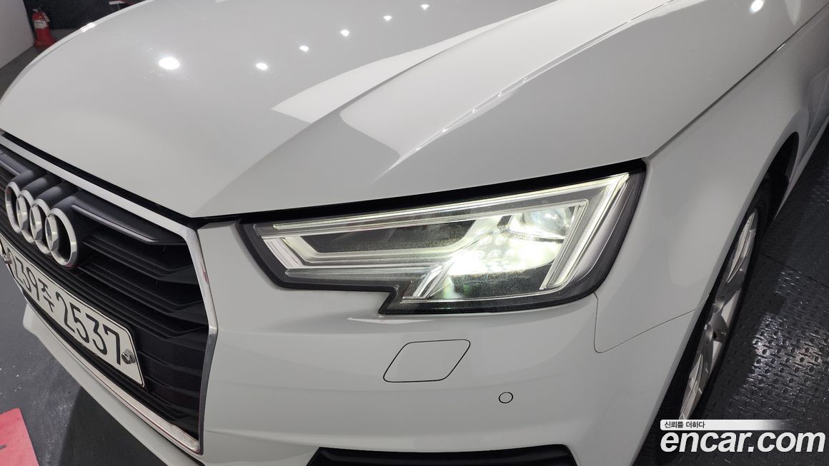 Audi A4 2019