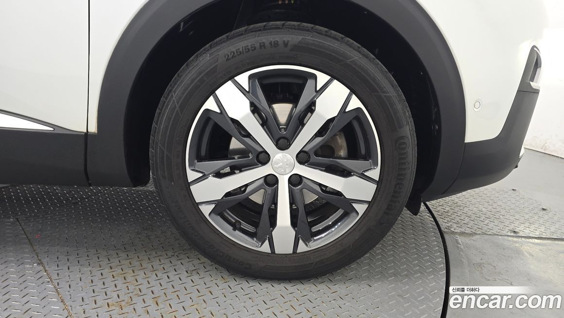 Peugeot 5008 2020