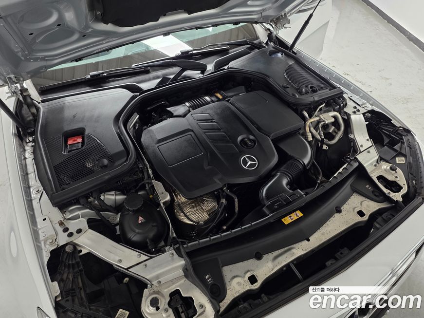 Mercedes-Benz E-Class 2019