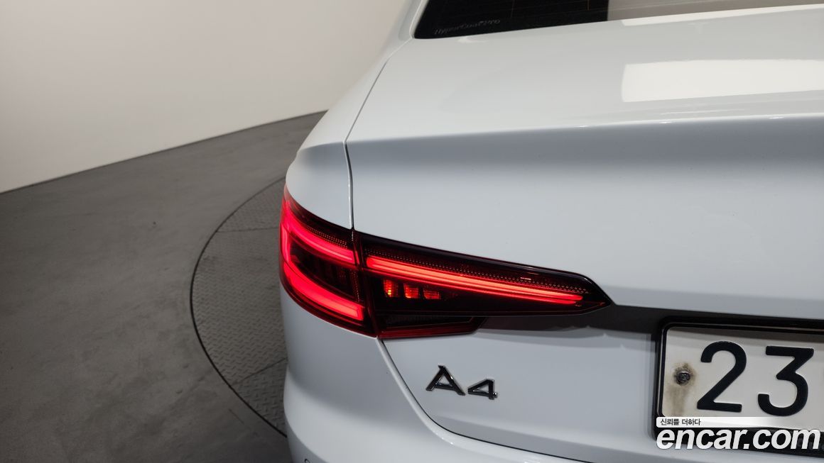Audi A4 2019