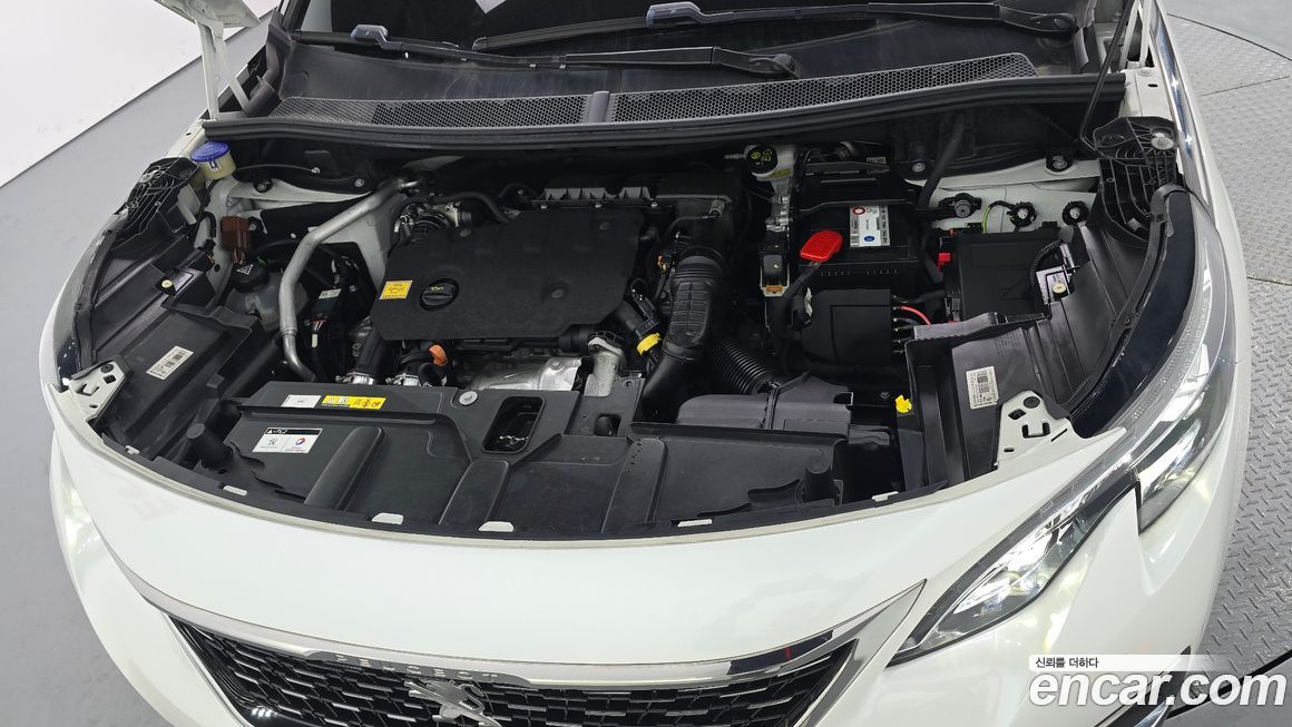 Peugeot 5008 2020