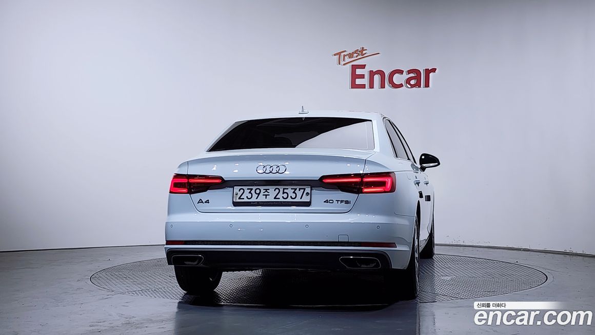 Audi A4 2019