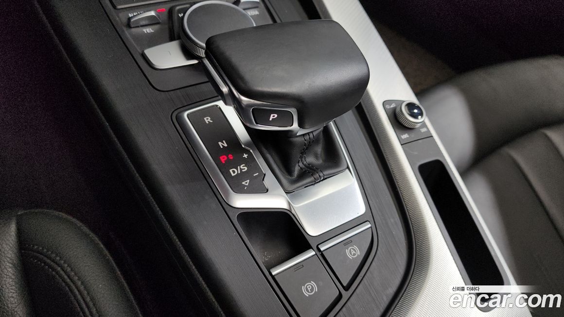 Audi A4 2019