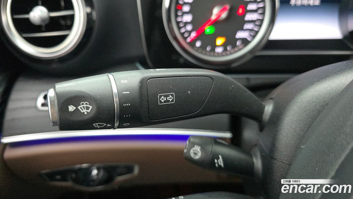Mercedes-Benz E-Class 2018