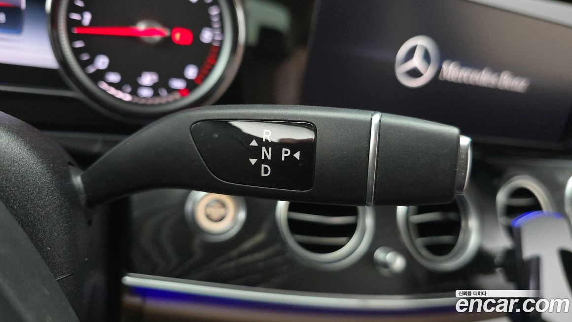 Mercedes-Benz E-Class 2018