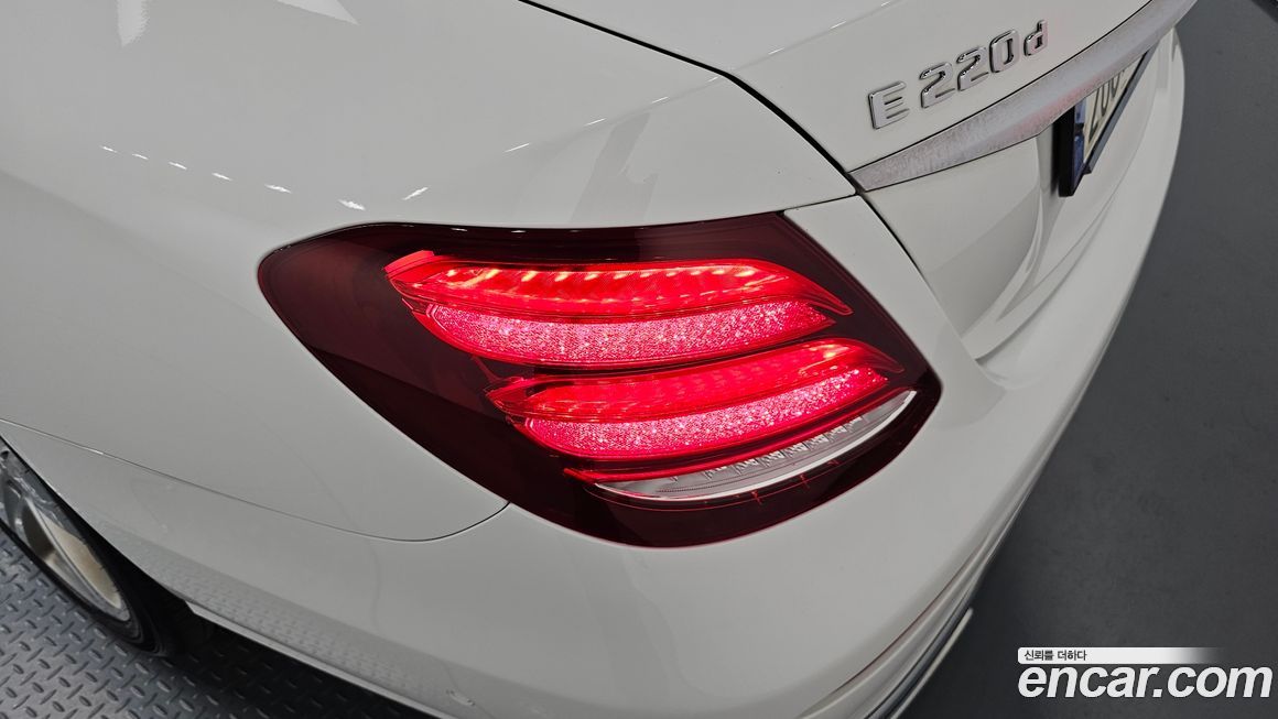 Mercedes-Benz E-Class 2018