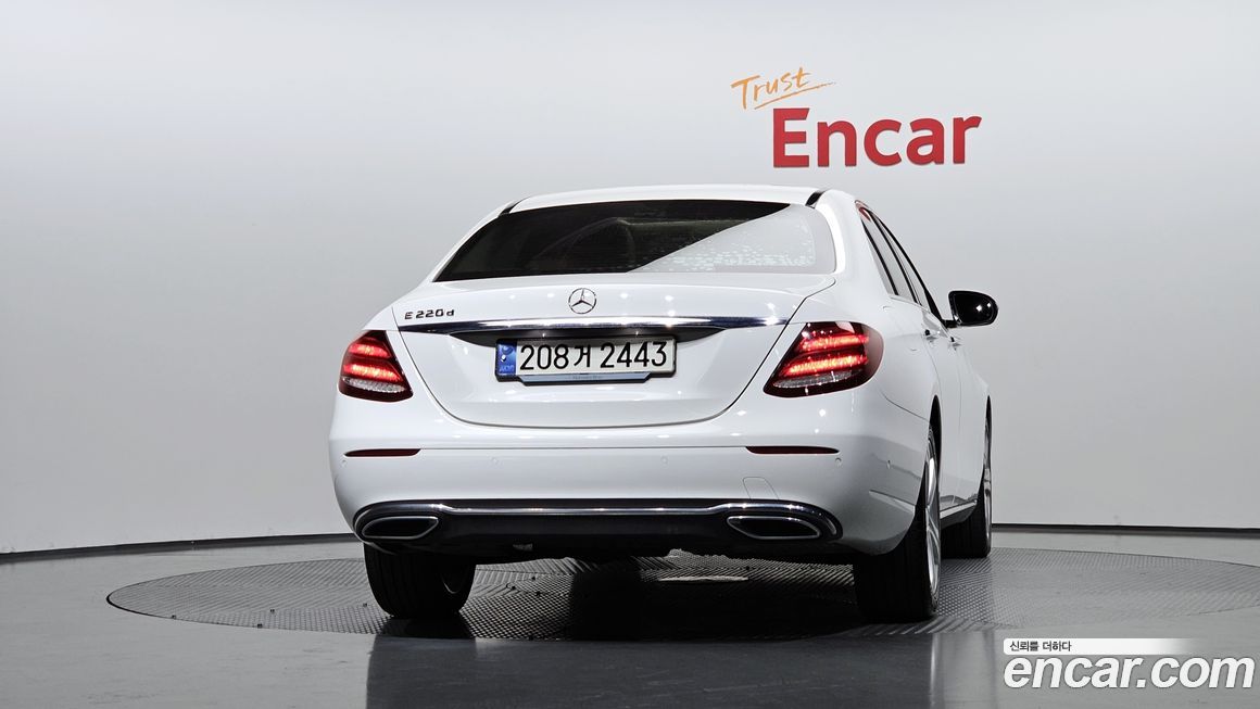 Mercedes-Benz E-Class 2018