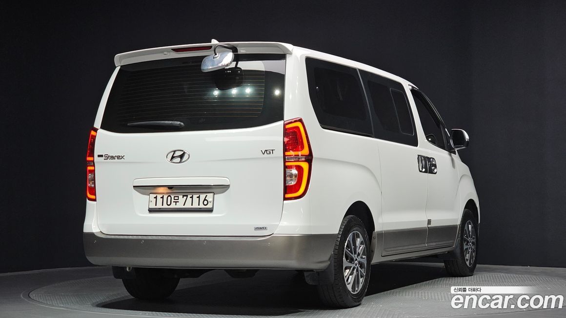 Hyundai Starex 2019