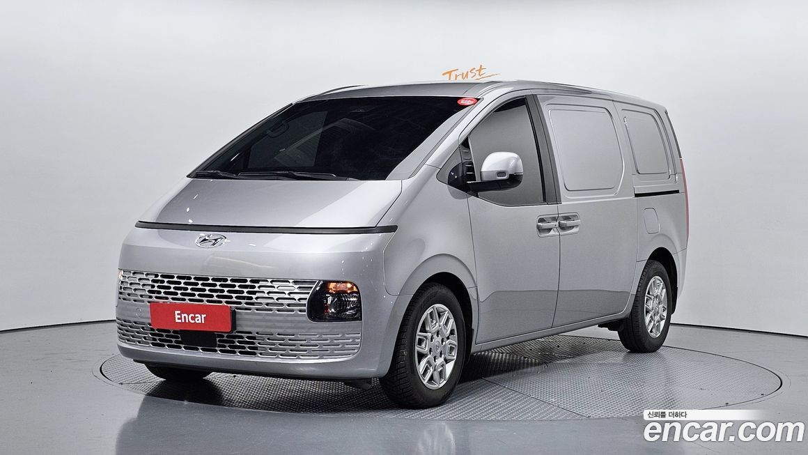 Hyundai Staria 2023