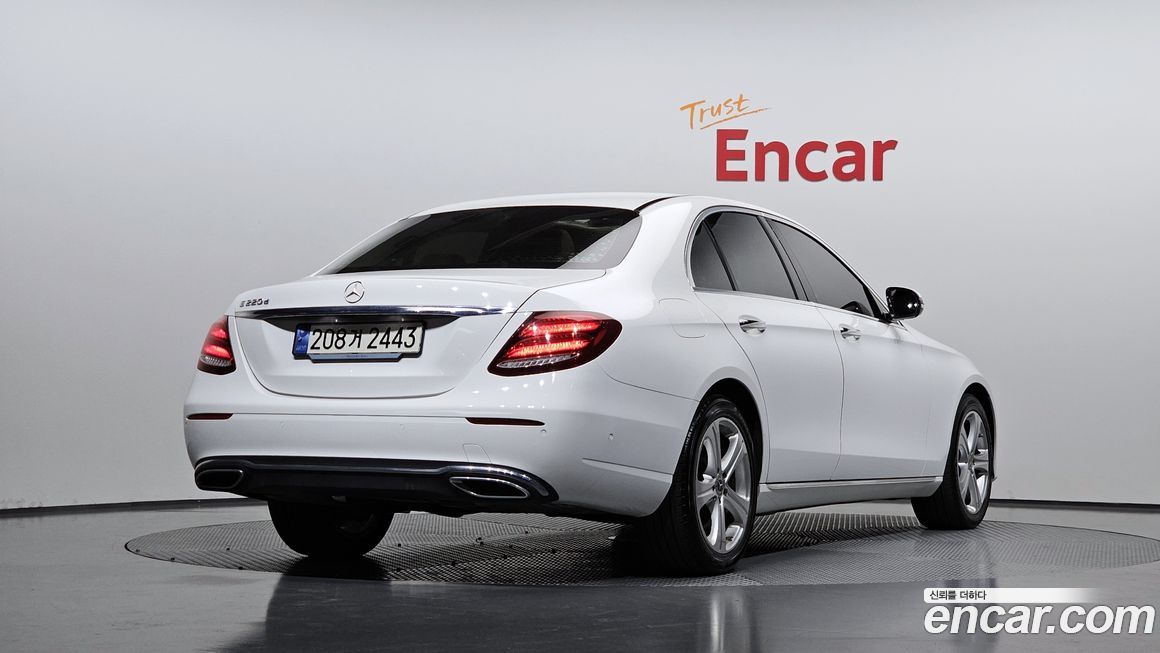 Mercedes-Benz E-Class 2018
