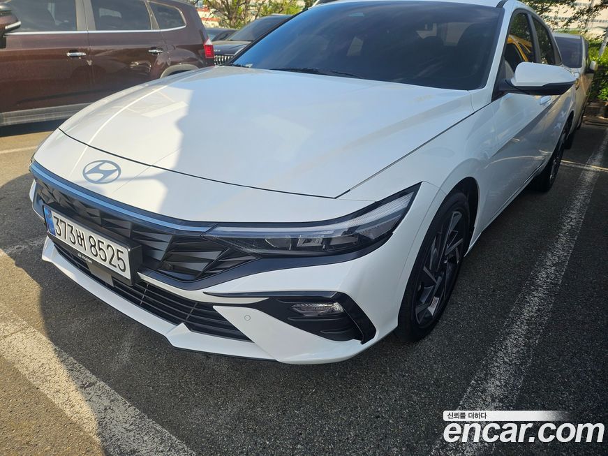 Hyundai AVANTE 2025